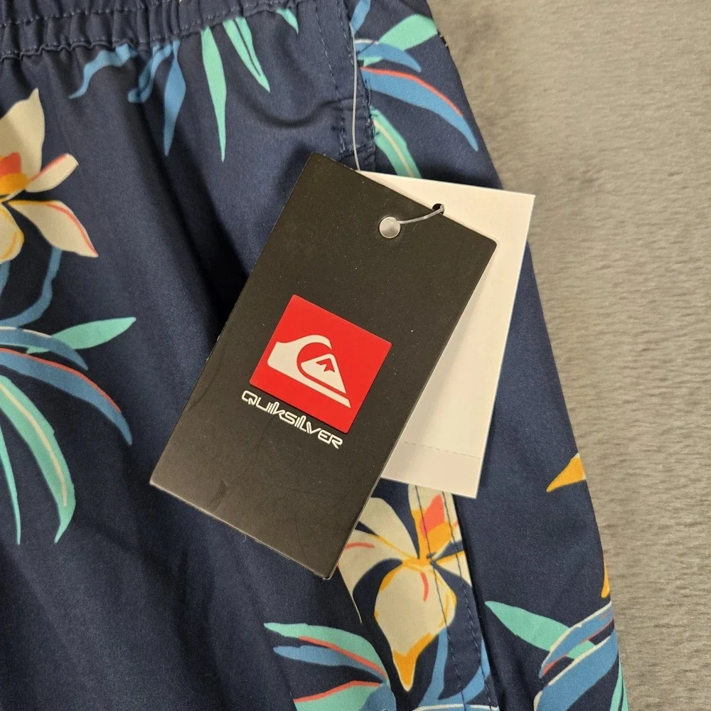 Quicksilver Swim Trunks Mens 2XL Mesh Lined Floral Board Shorts Resort Wear NWT‎